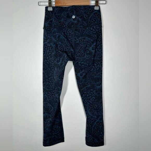 Lululemon Wunder Under Crop Full-On Luxtreme 21; Nouveau Mach Blue Black Size 4 - Picture 8 of 8